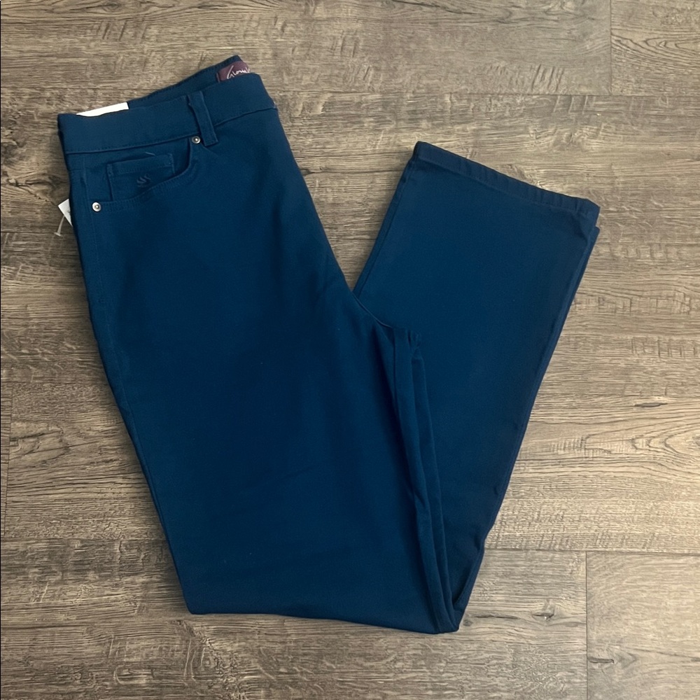 Gloria Vanderbilt Amanda Jeans